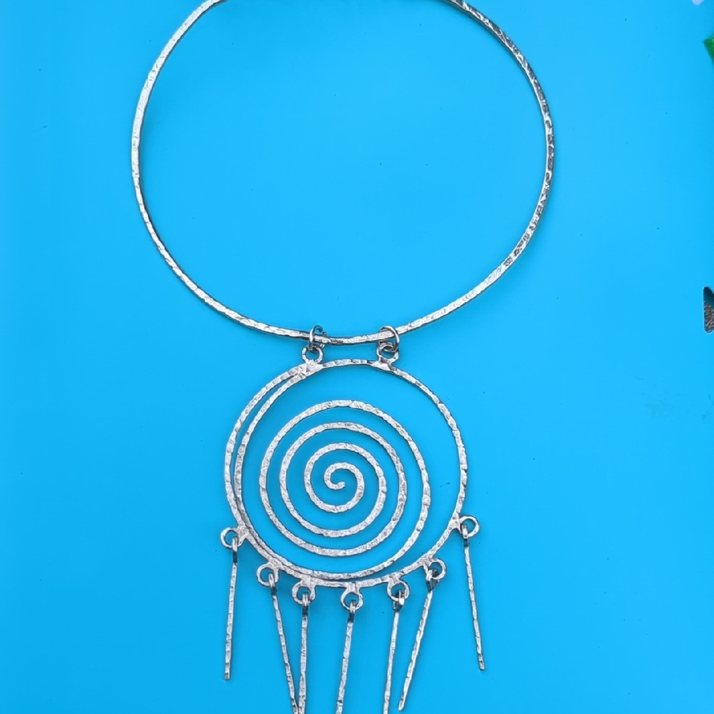 Silver Tone Spiral Pendant Necklace
